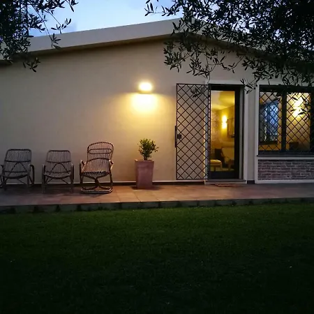 I Due Ulivi - Strada Per La Caletta Landhuis *